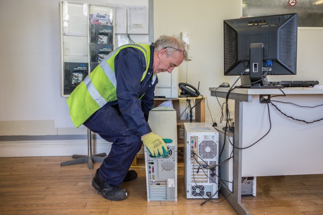 Recycle IT - Equipment Removal Service 