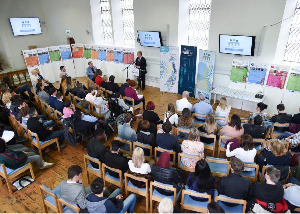 205-CMN_5054 twitter-600x428