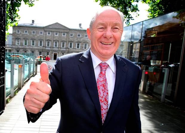 Minister Ring 13 NEWS II Dail 6 TB